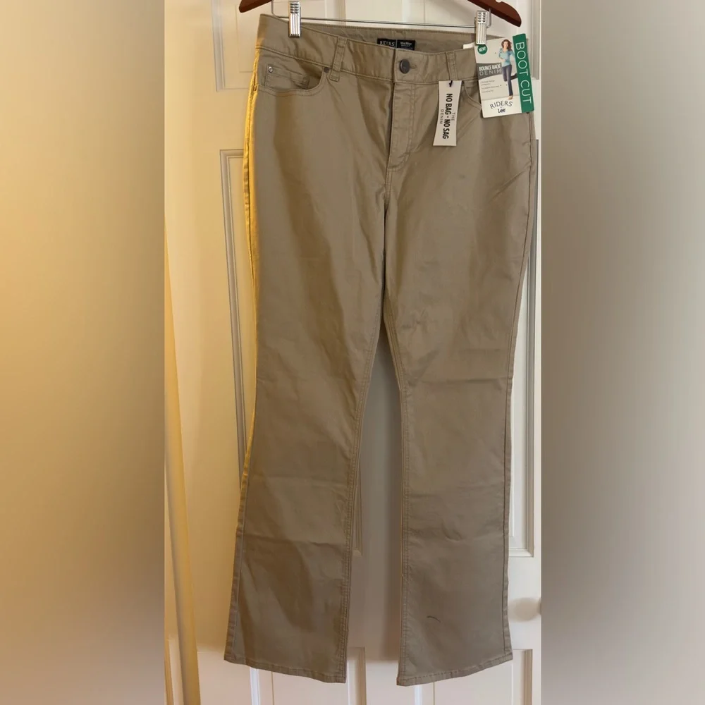 NWT Lee Riders - Picture 2 of 3